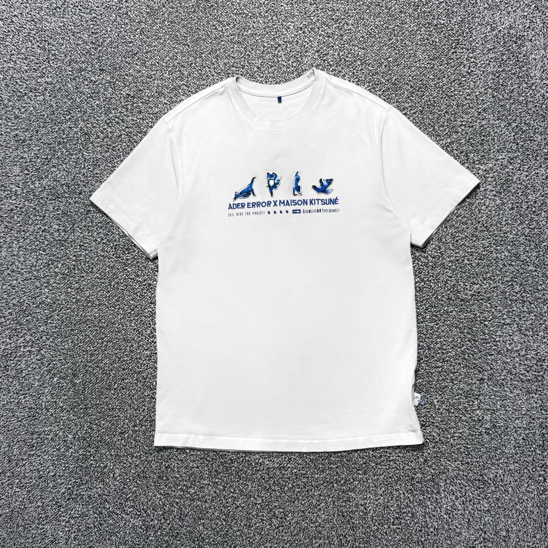 Name : 아더에러 X 메종키츠네 콜라보 요가폭스 반팔티 :)  상품이미지1