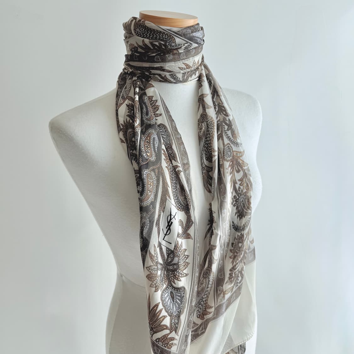 입생로랑 실크 100% 롱 스카프 (Size 57*170) 상품이미지1