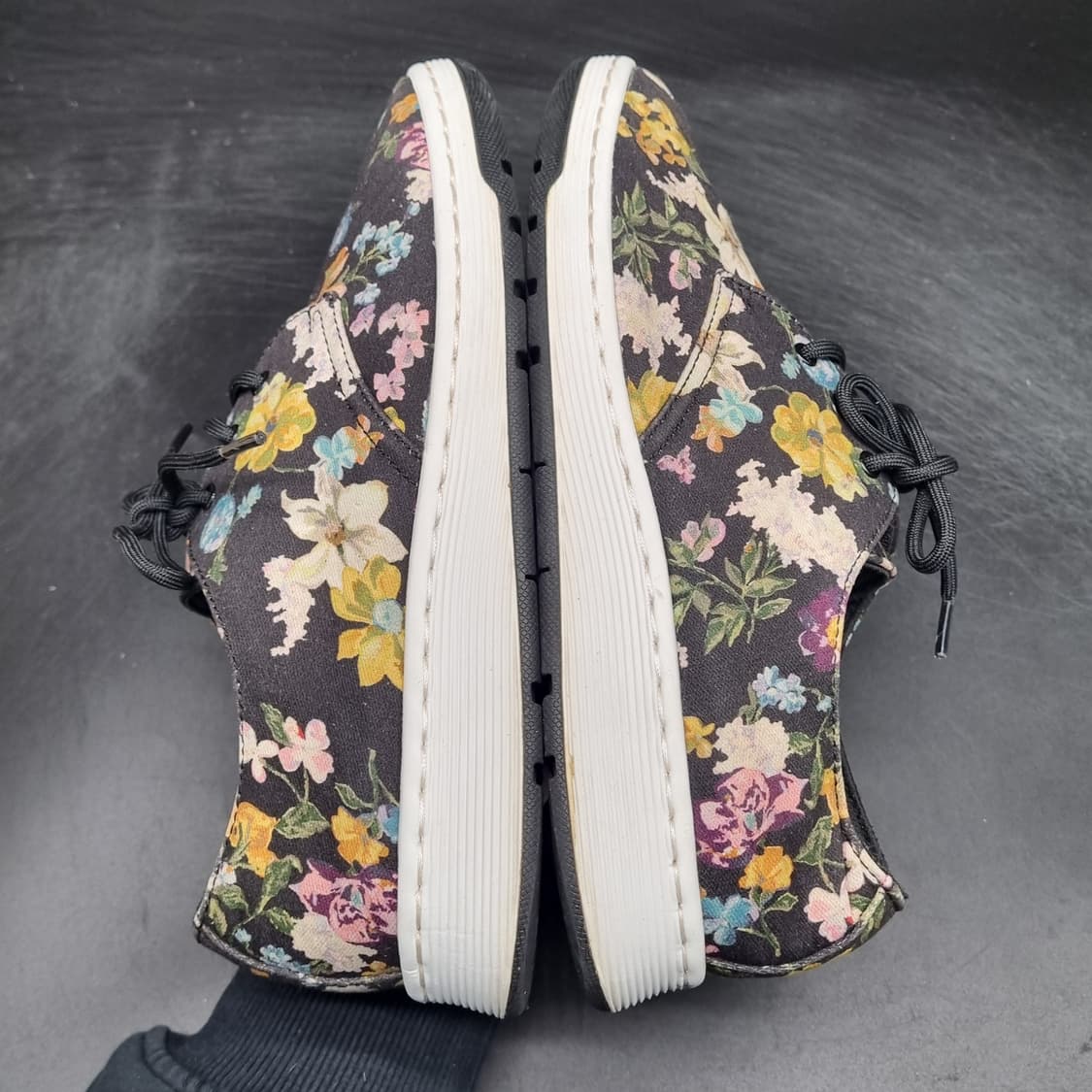 닥터마틴 플로랄 여성스니커즈39 250 상품이미지5