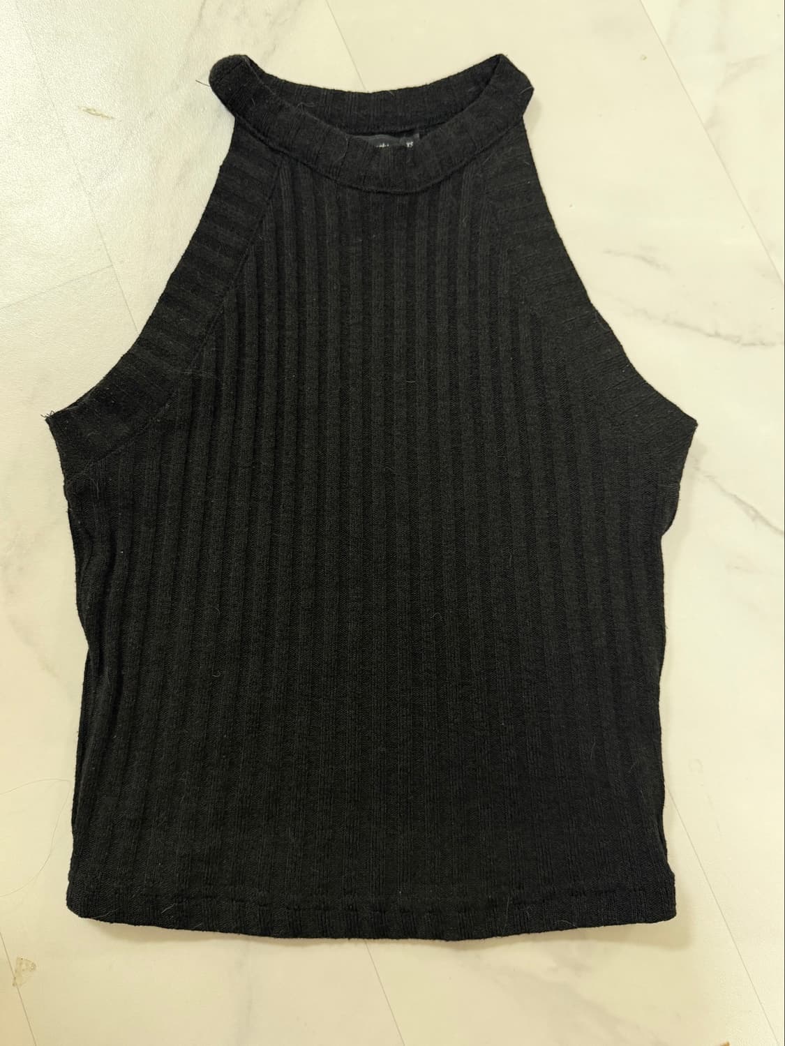 bershka 블랙 골지 홀터넥 나시탑 상품이미지1