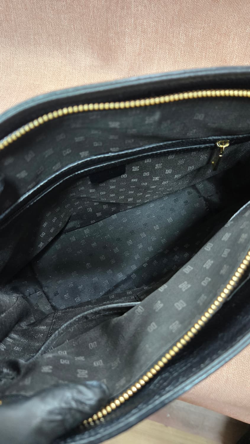 닥스 블랙 체크배색 가죽 숄더백상태상급 상품이미지7