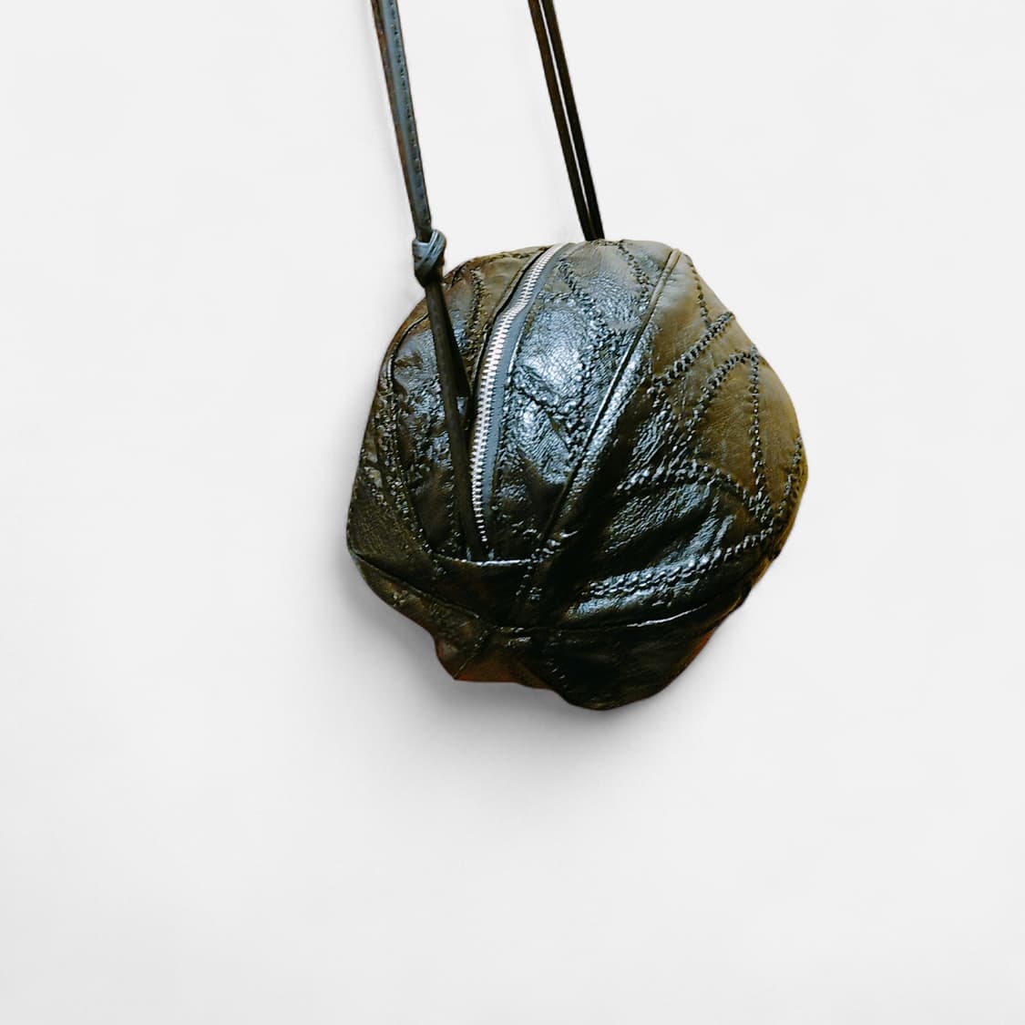 노스밋 볼백 nosmit rounded ballbag파사드패턴낫띵리튼가방 상품이미지5