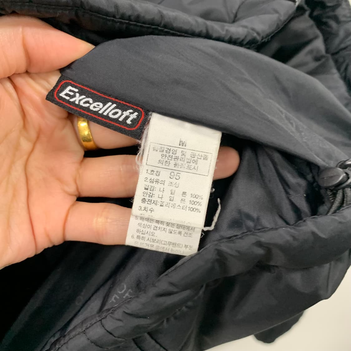 노스페이스 블랙 경량 패딩 상품이미지6