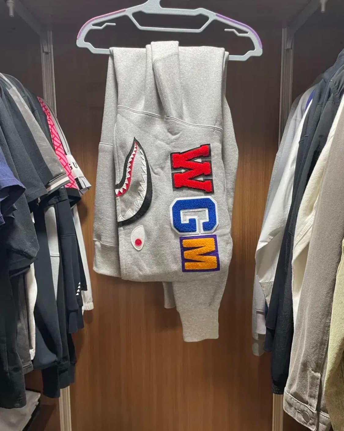 베이프 샤크 회색 그레이 후드티 상품이미지1