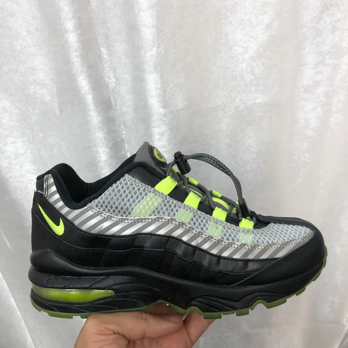 나이키 에어맥스95 HZ 운동화 사이즈225  상품이미지1