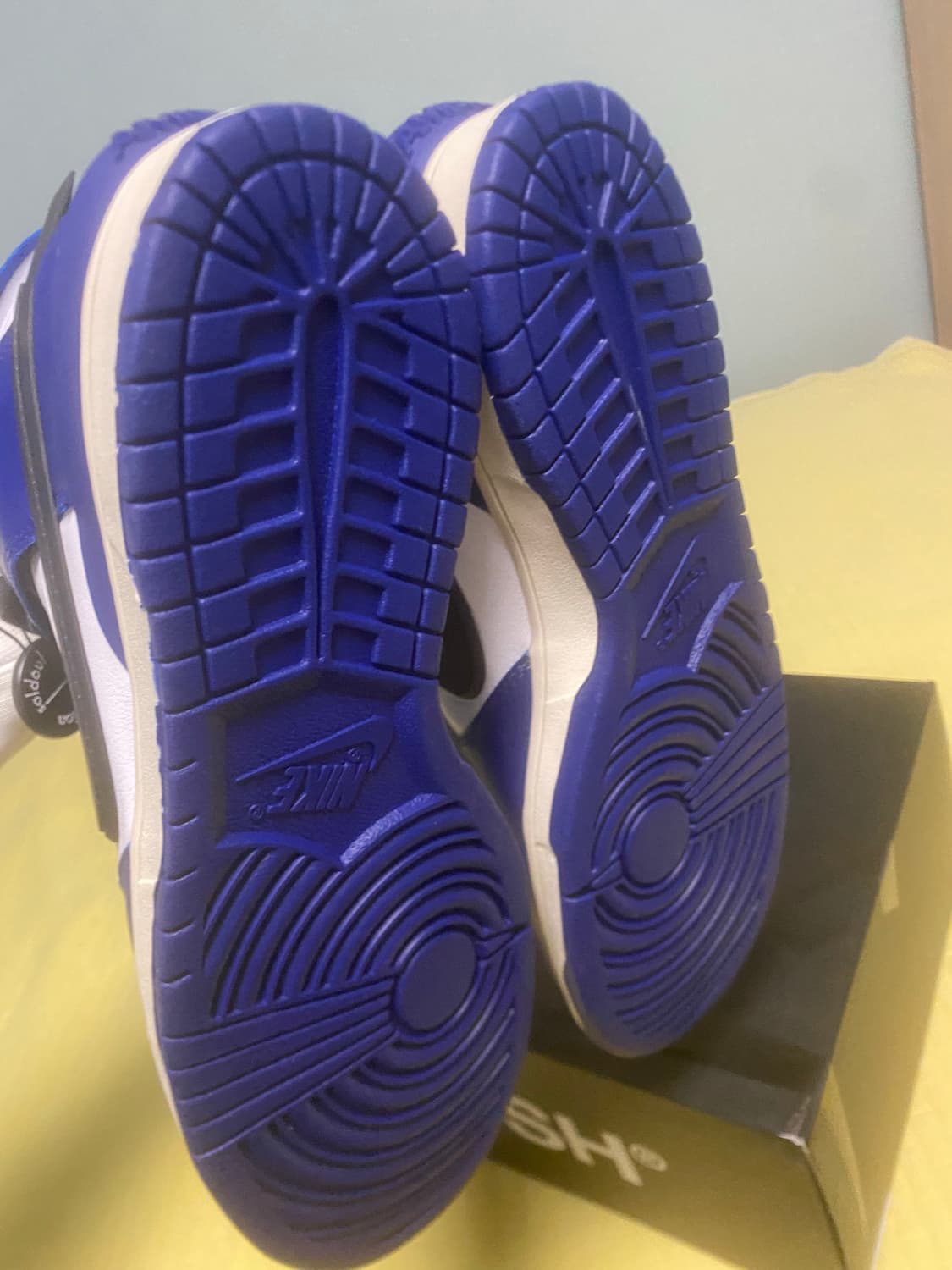 [새상품]나이키 앰부쉬 엠부쉬 덩크 하이 285 딥 로얄 블루 상품이미지3