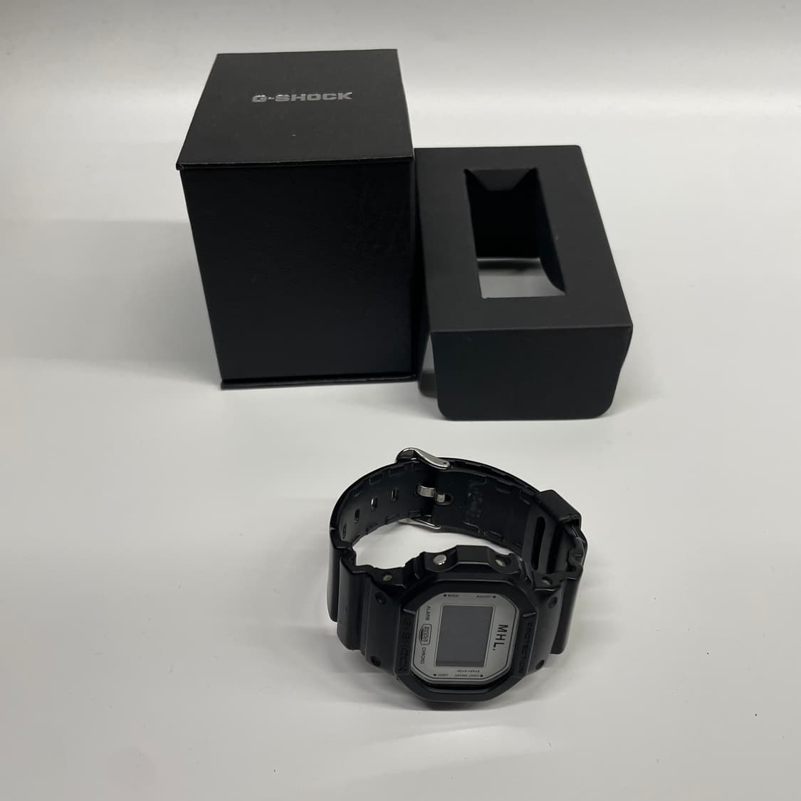 지샥 x 마가렛호웰 시계 화이트 에디션 상품이미지2