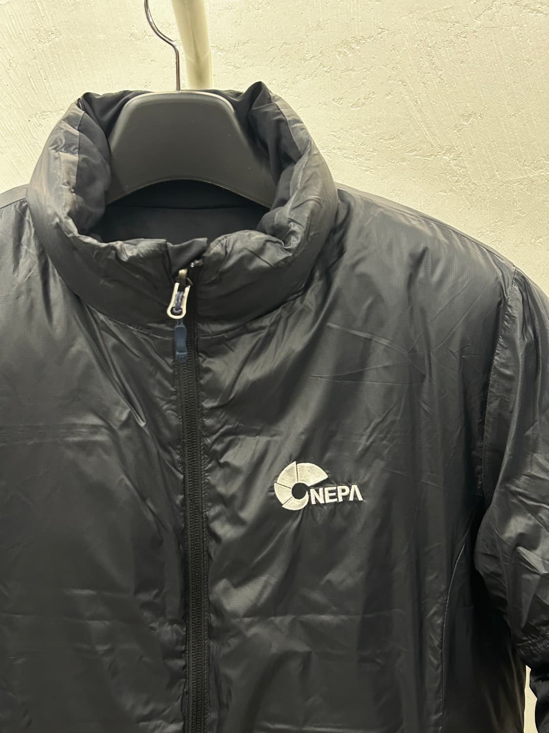 네파(NEPA)양면 패딩 블랙/네이비 다운 점퍼 상품이미지8