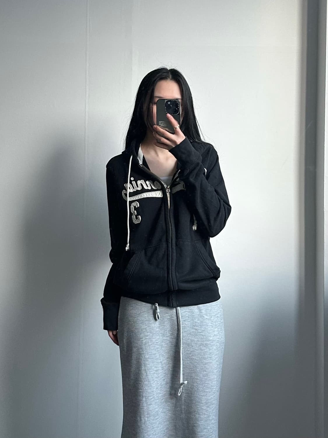 후아유 y2k 와투케 블랙 후드집업 상품이미지1