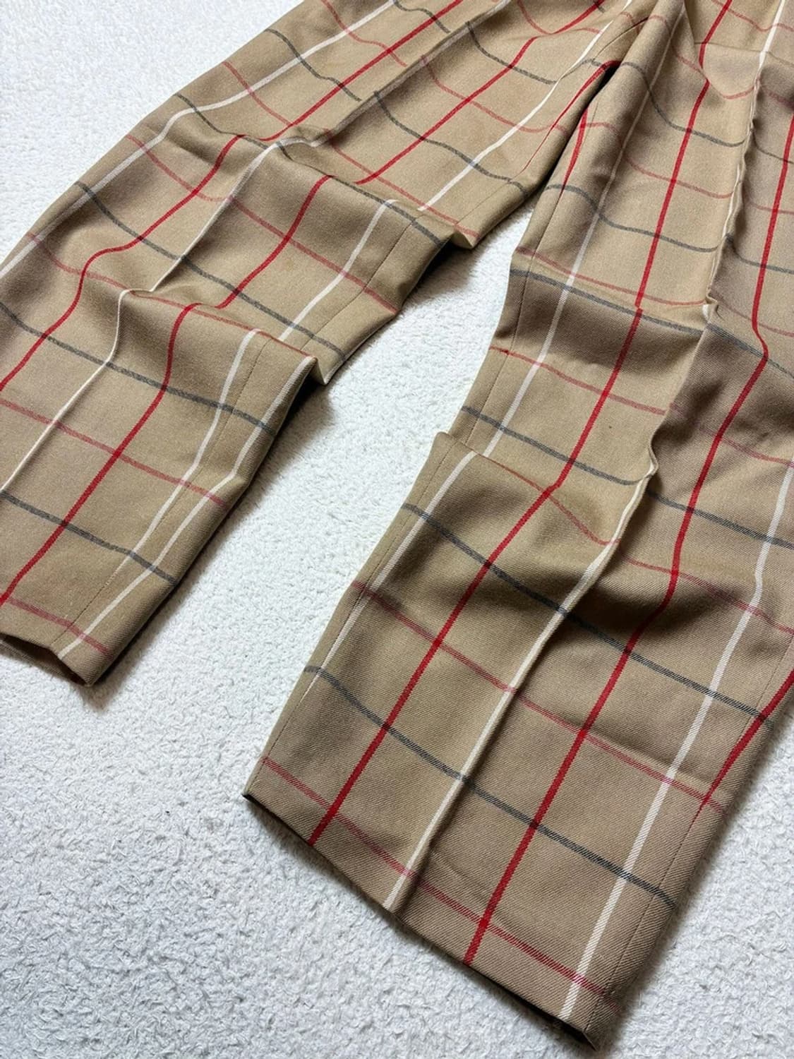 버버리 90's 하이웨스트 테이퍼드핏 체크 팬츠 PN6417 상품이미지3