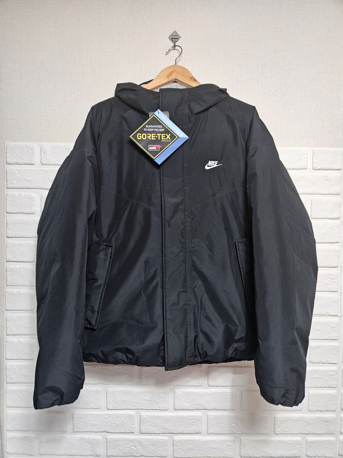 나이키 NSW 스톰핏 ADV 윈드러너 고어텍스 자켓 상품이미지1