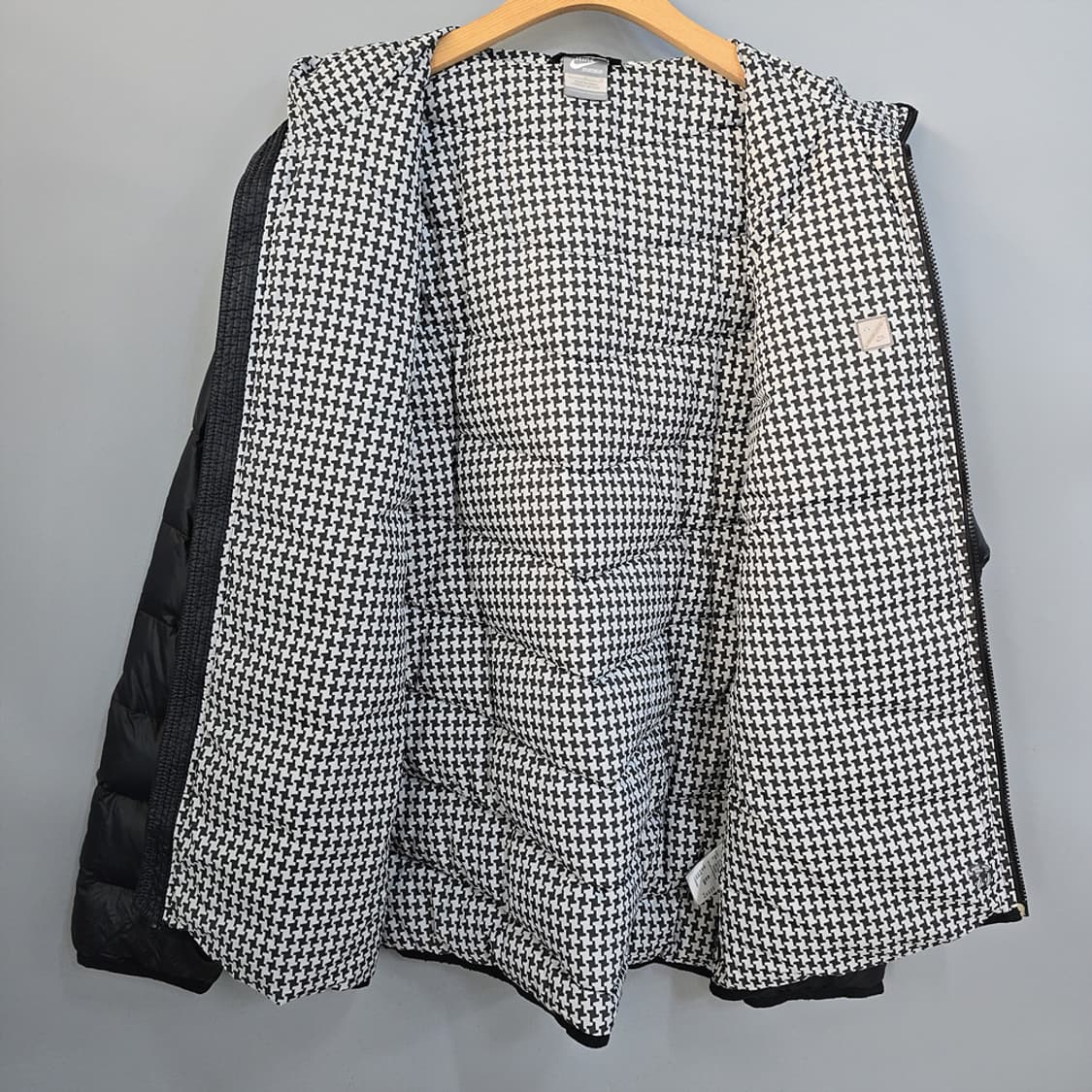 나이키(Nike) 구스다운 후드 경량패딩 L 상품이미지5