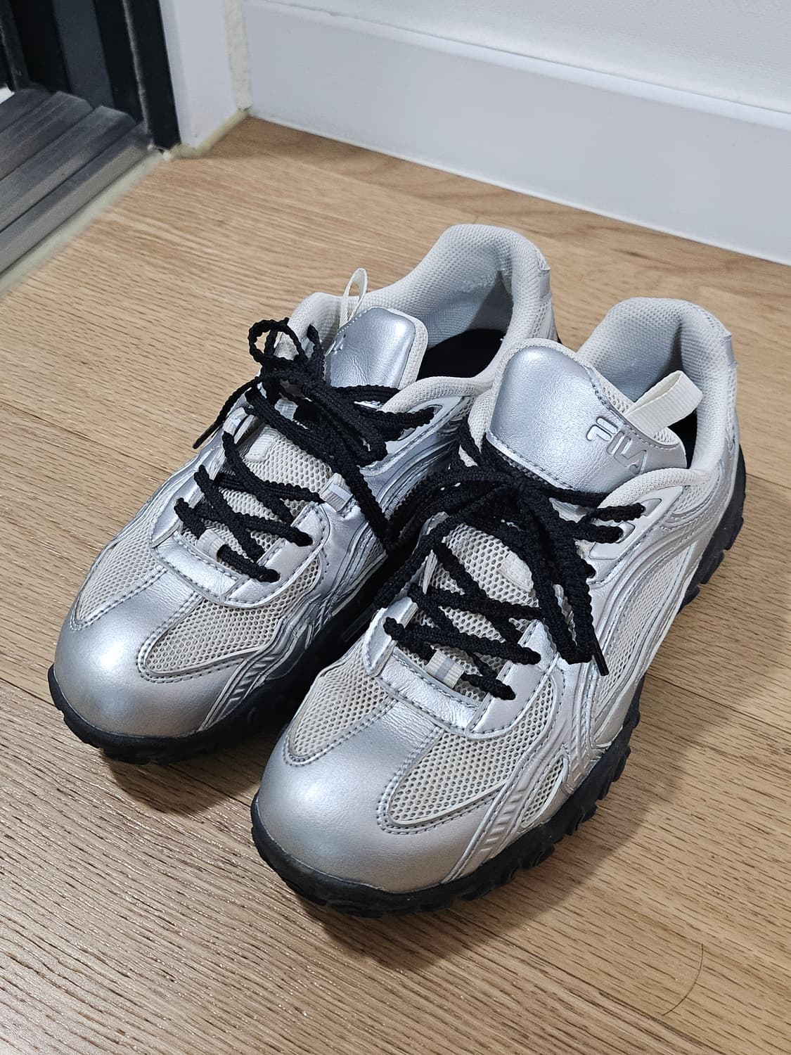 휠라 에샤페 실버문 235 상품이미지2