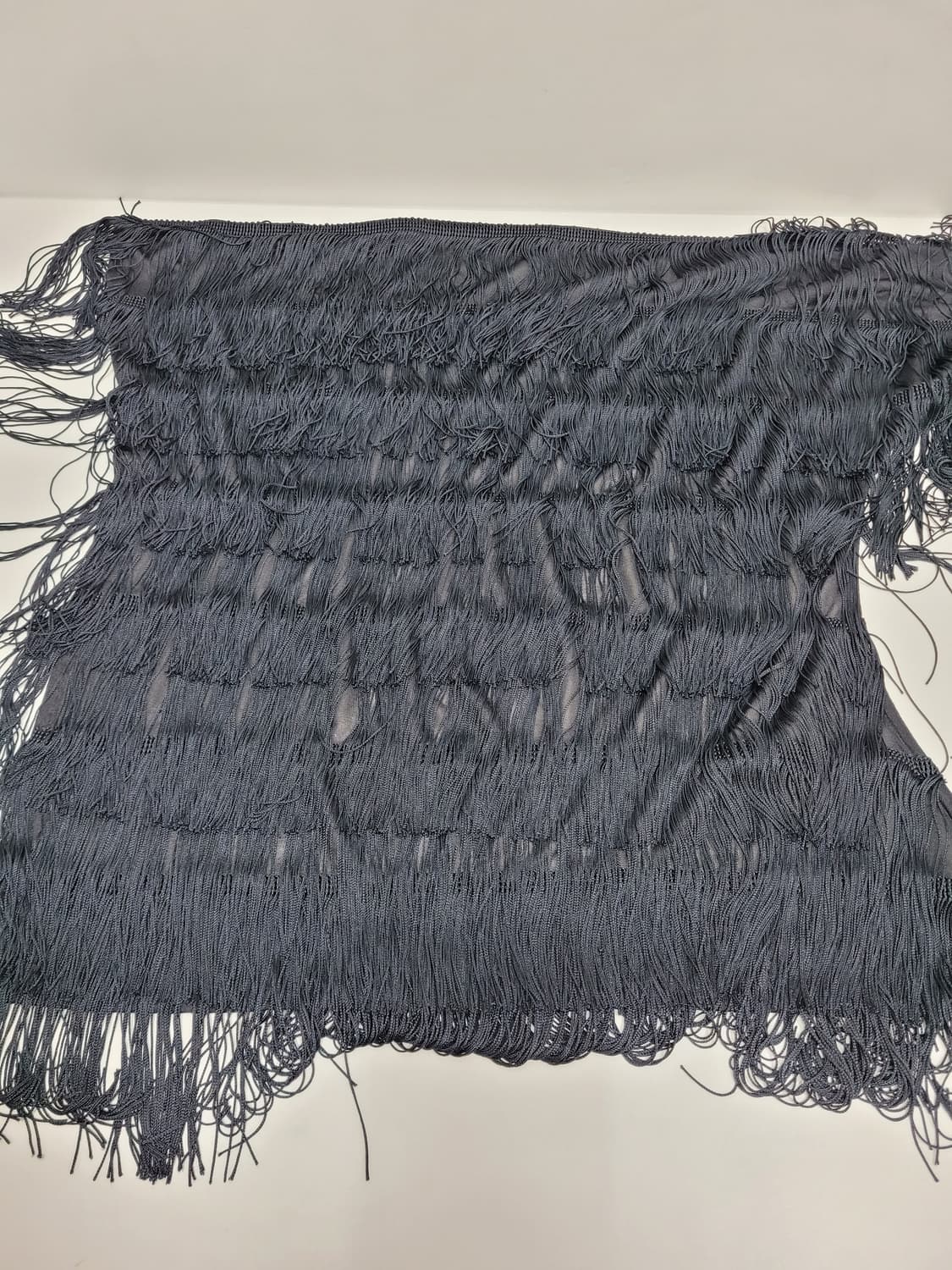 앤 드뮐미스터 실크 베스트 숄 / 여 36 (82-94-160) 블랙
 상품이미지5