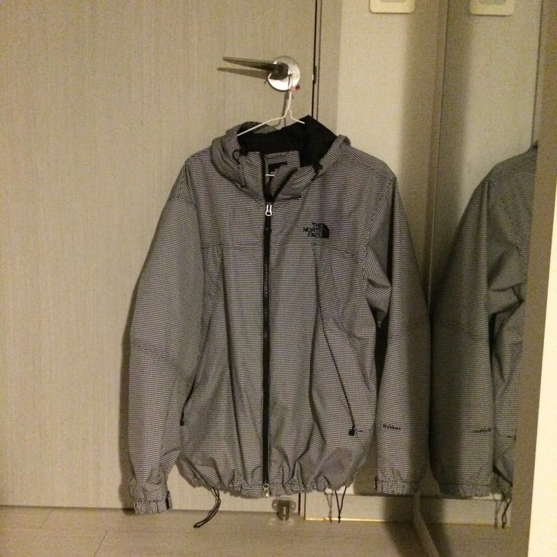 노스페이스 체크 바람막이 상품이미지6