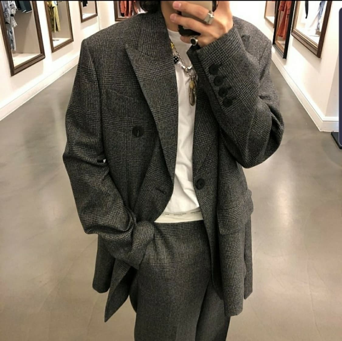 우영미 19fw 피크드라펠 메인 셋업 팝니다 상품이미지1
