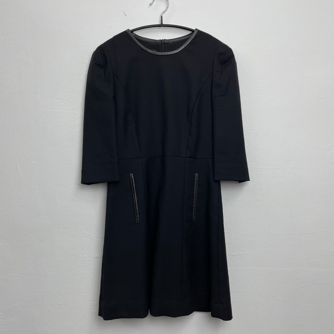 시슬리 SISLEY 블랙 A라인 미니 원피스 42 상품이미지6