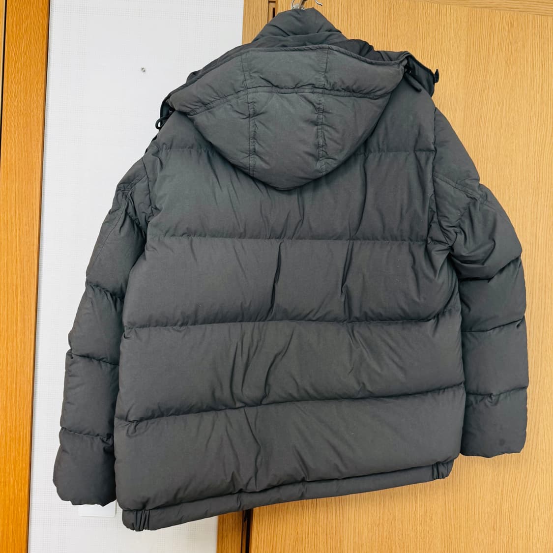 ARKET Re:Down 패딩 M 사이즈 상품이미지4