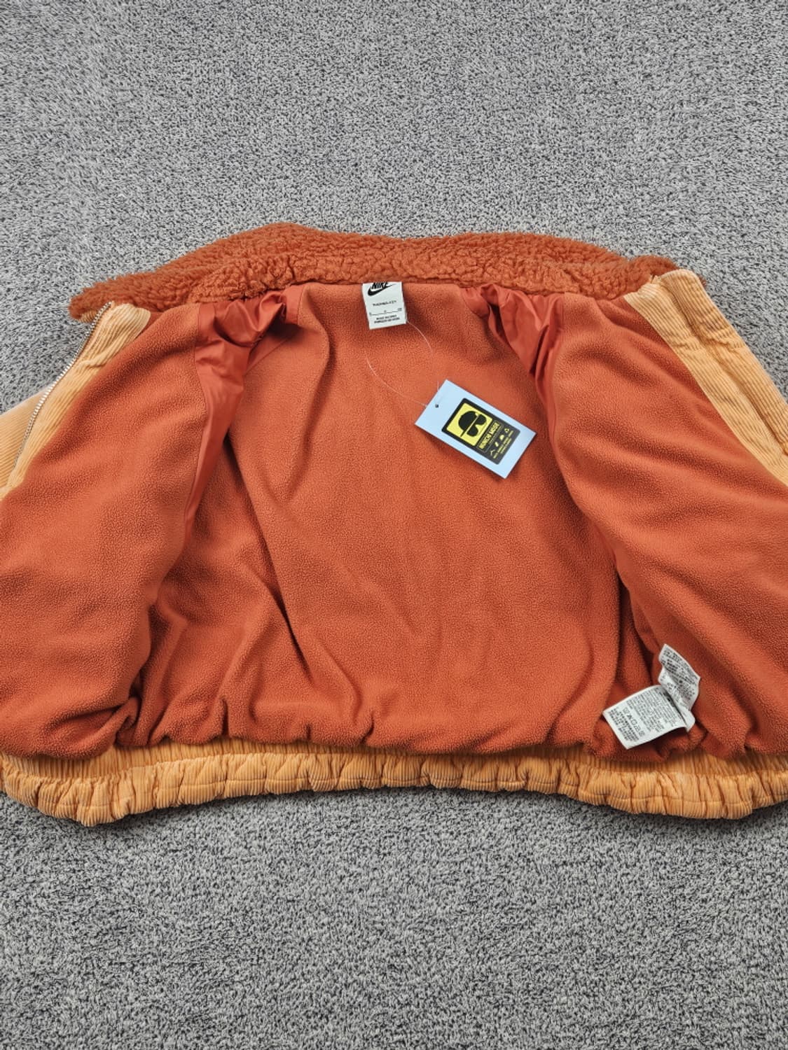 나이키 에어 써마핏 코듀로이 크롭 패딩 ( S ) / 10302 상품이미지9