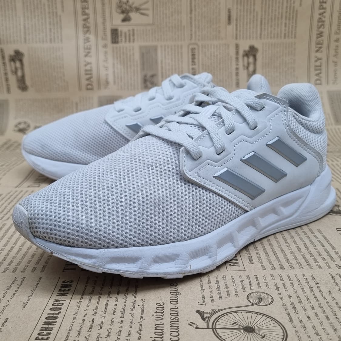 아디다스 쇼더웨이 운동화 245 상품이미지1