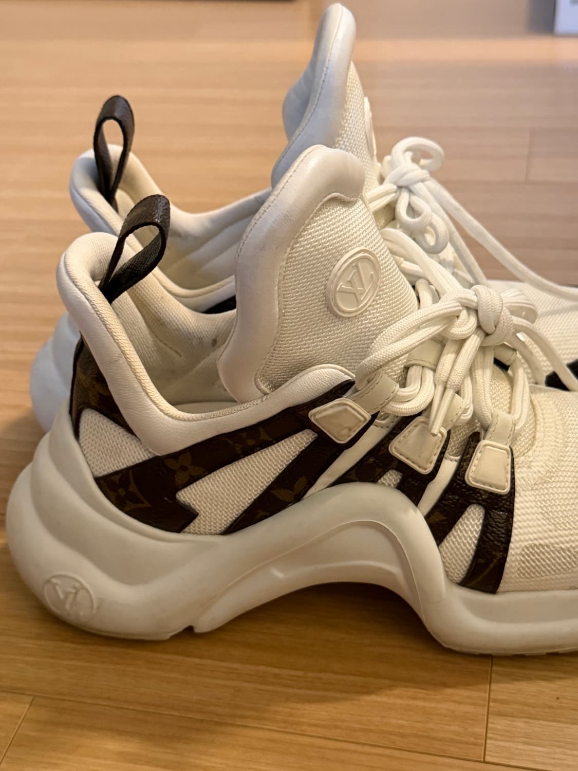 루이비통 아치라이트 여성 스니커즈(235) 상품이미지2