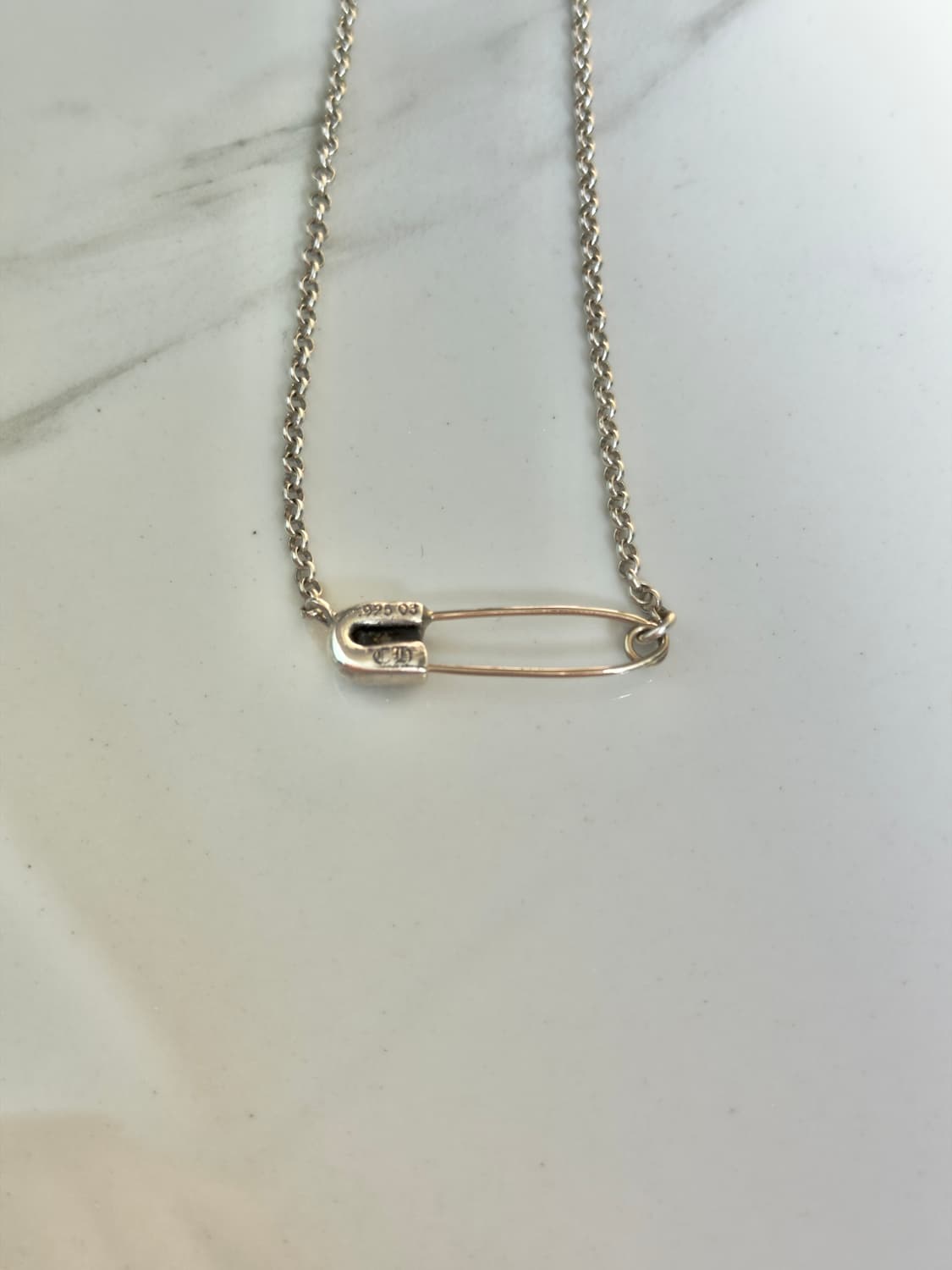 새상품 크롬하츠 세이프티핀 1P 다이아 파베 일체형 목걸이 영수증O 상품이미지3