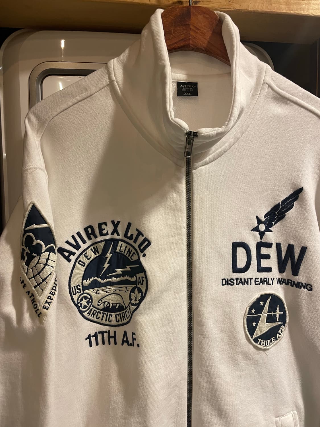 아비렉스 집업 상품이미지3