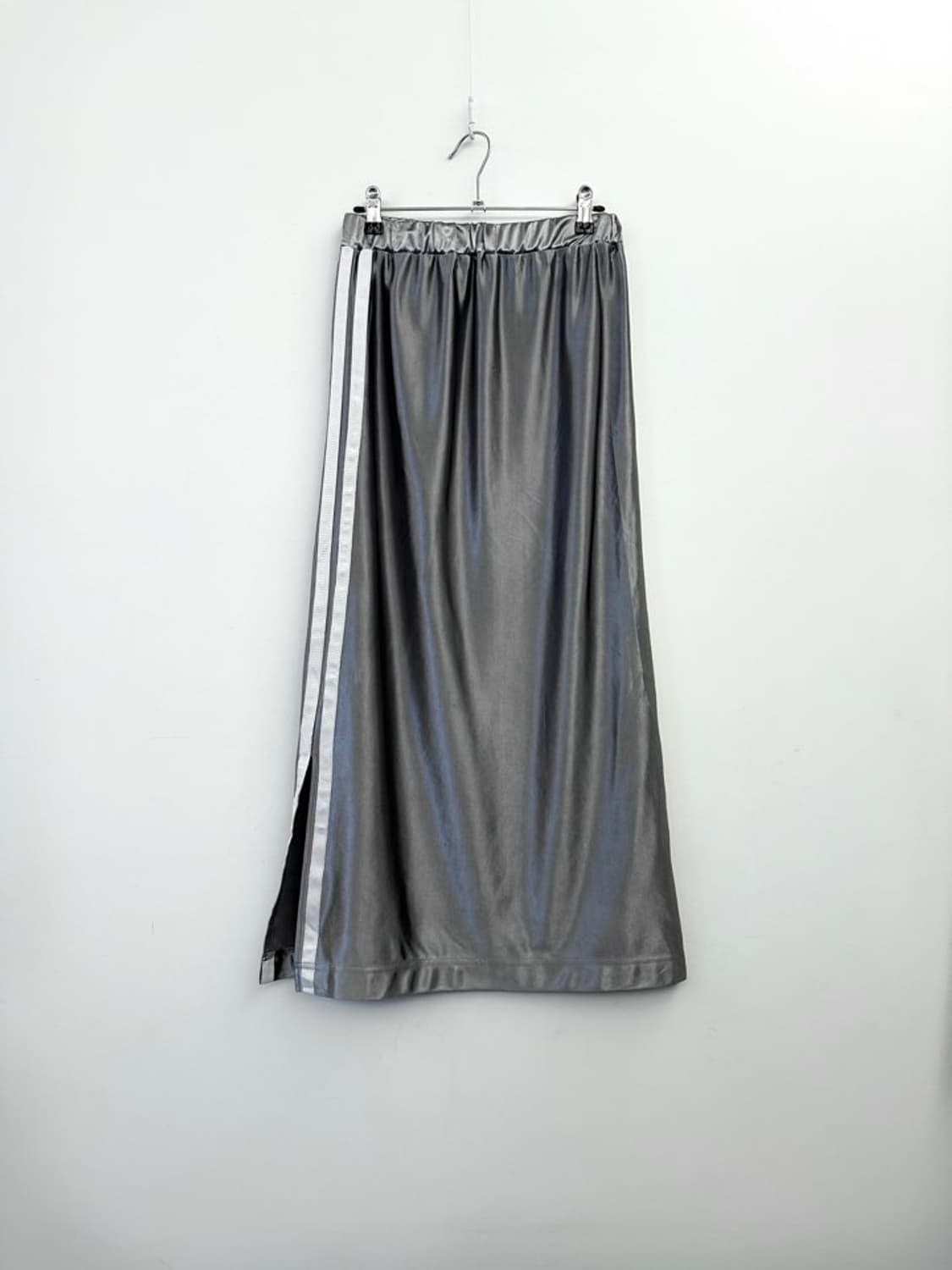 Glossy line long skrit / silver 상품이미지1