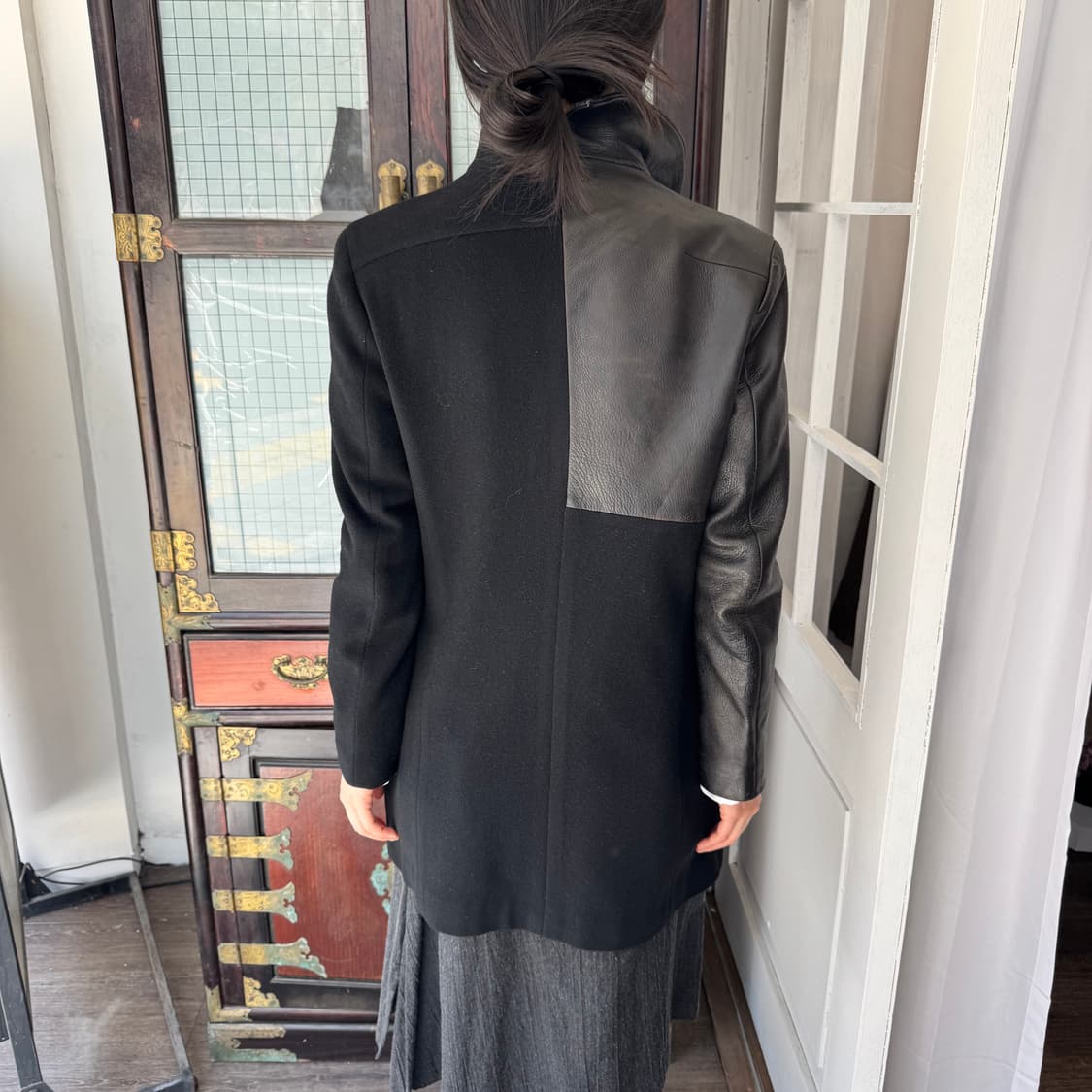 요지 야마모토 02AW 비대칭 레더 패널 코트 상품이미지3