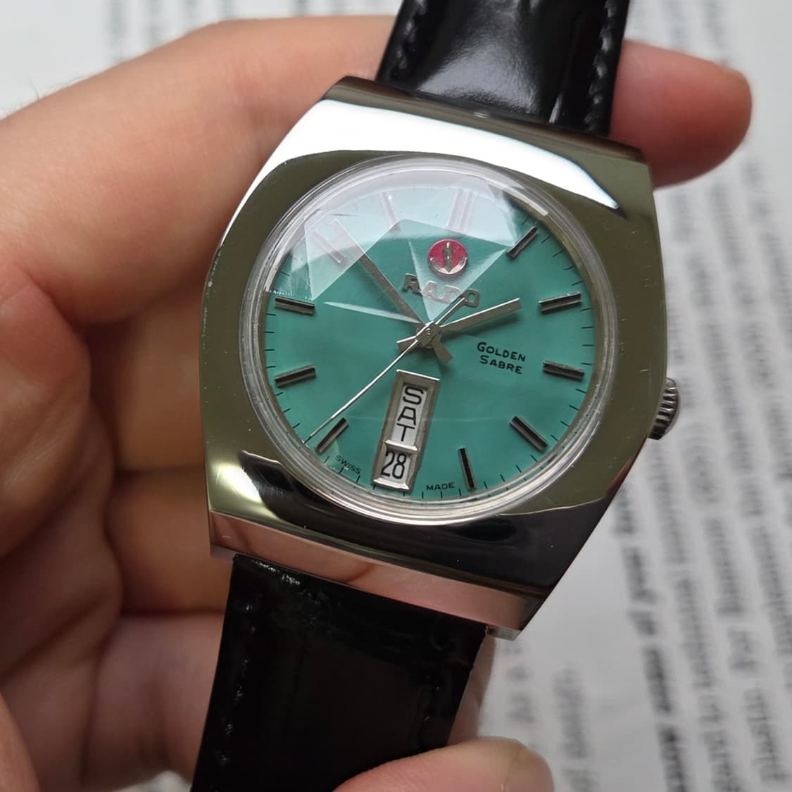 빈티지 라도 골드사브레 컷유리(각유리) 애플민트 데이데이트 오토매틱  상품이미지4