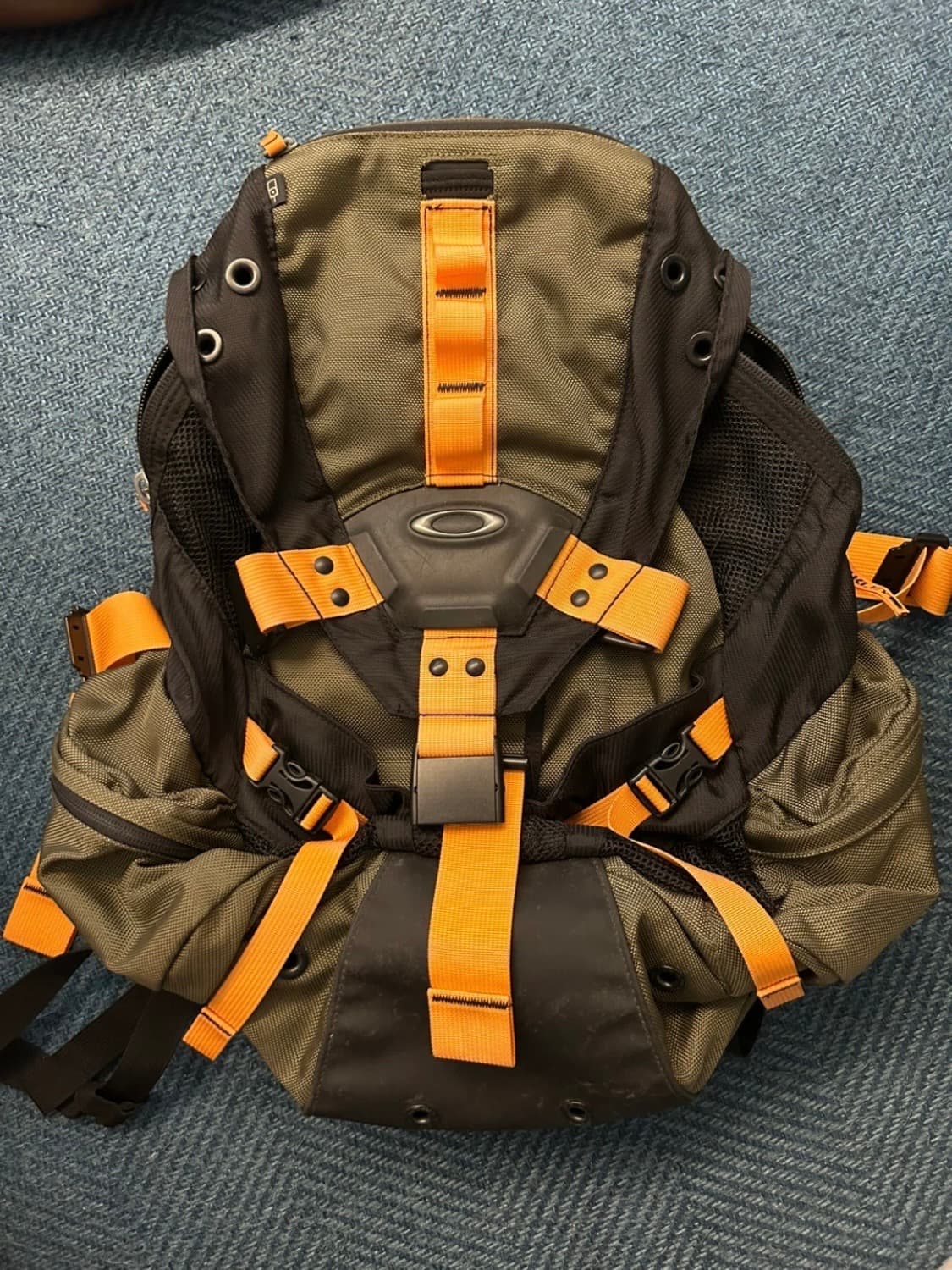 오클리 아이콘 백팩 3.0 상품이미지1