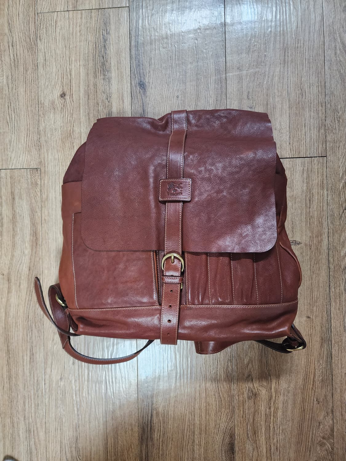 일비종떼 소가죽 레더 백팩 상품이미지1