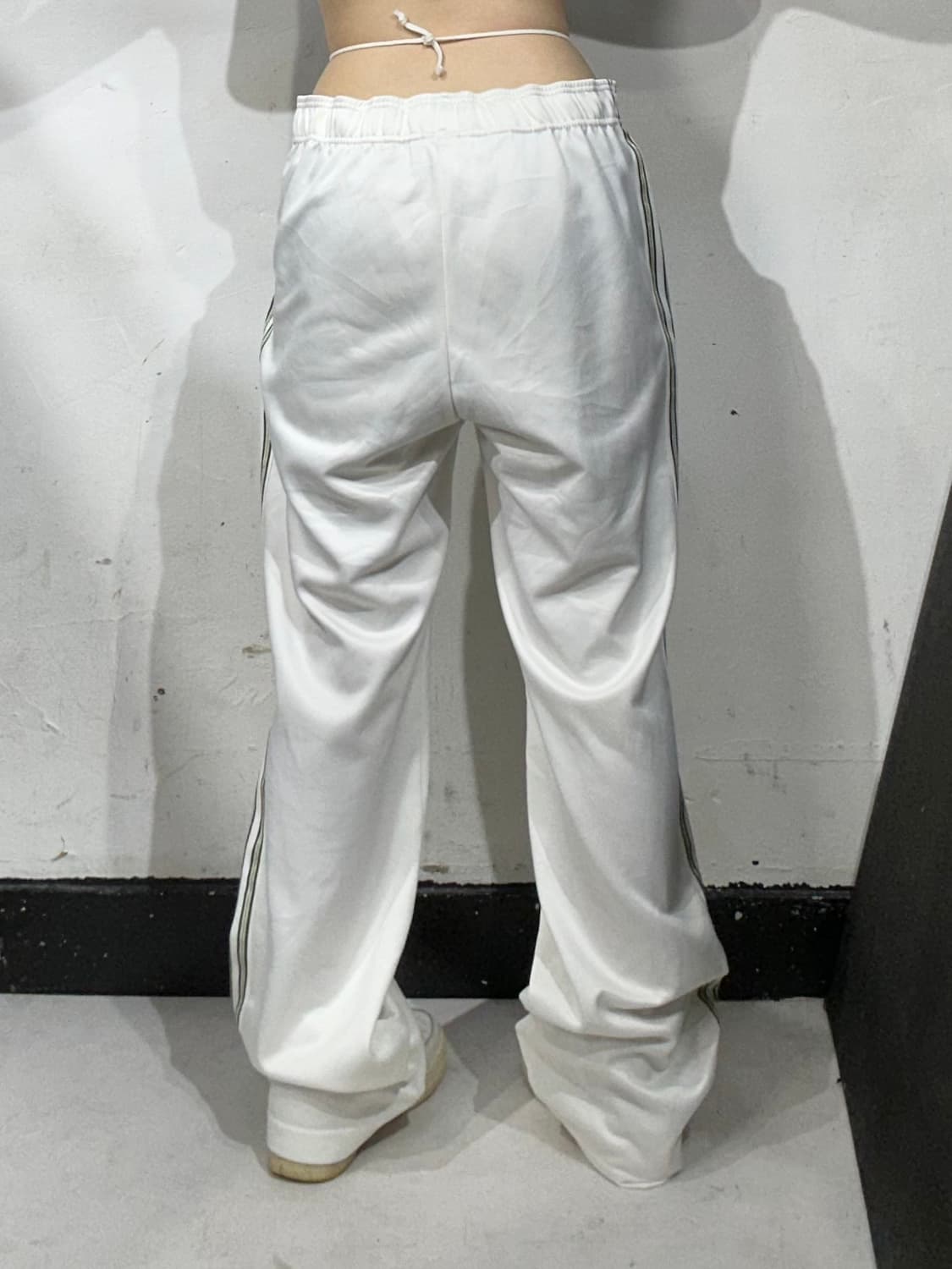 아디다스 대대장 화이트 그린 삼선 와이드 추리닝 바지 트레이닝 팬츠 L 상품이미지3