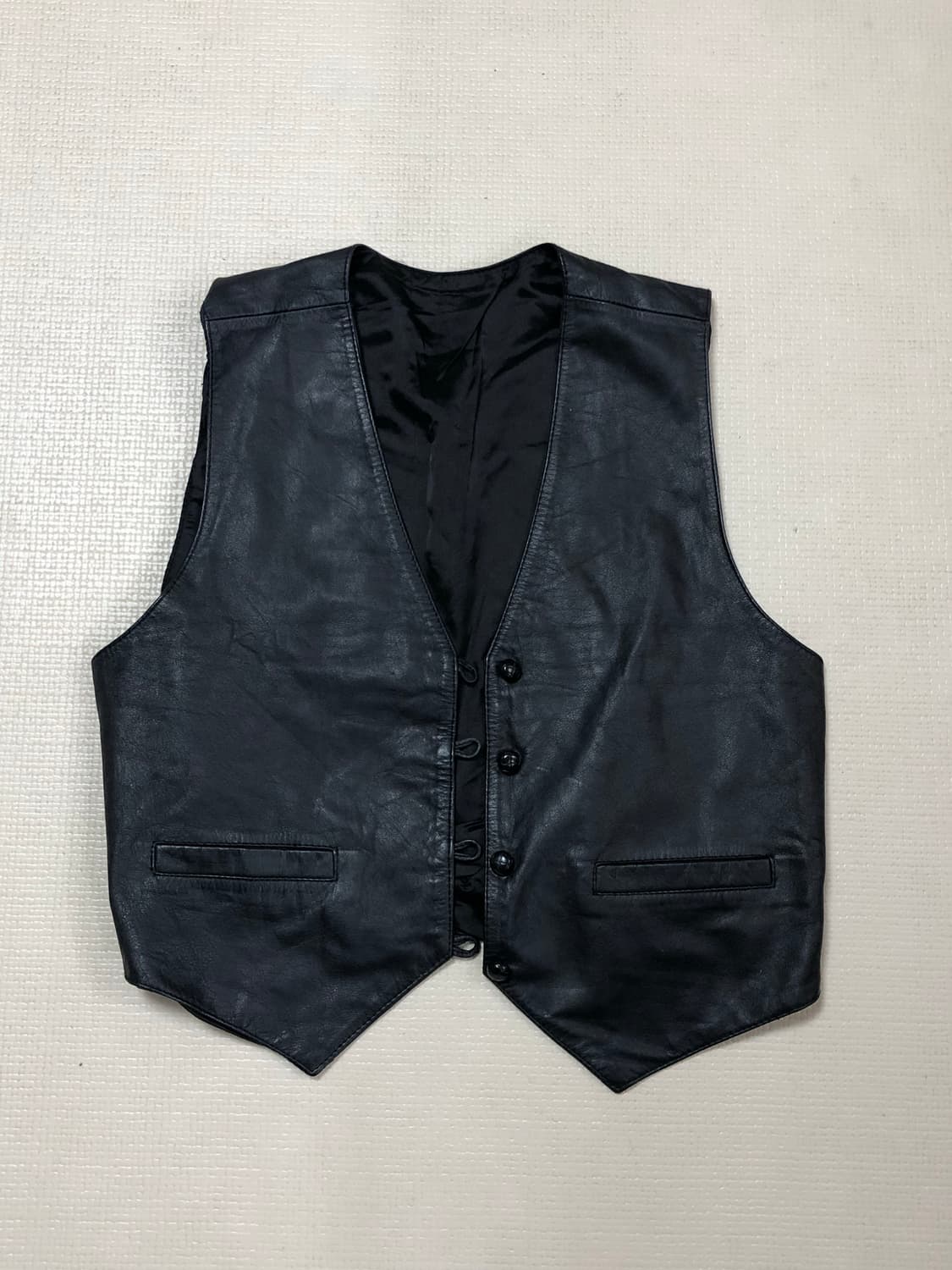 빈티지 블랙 양가죽 베스트 상품이미지5