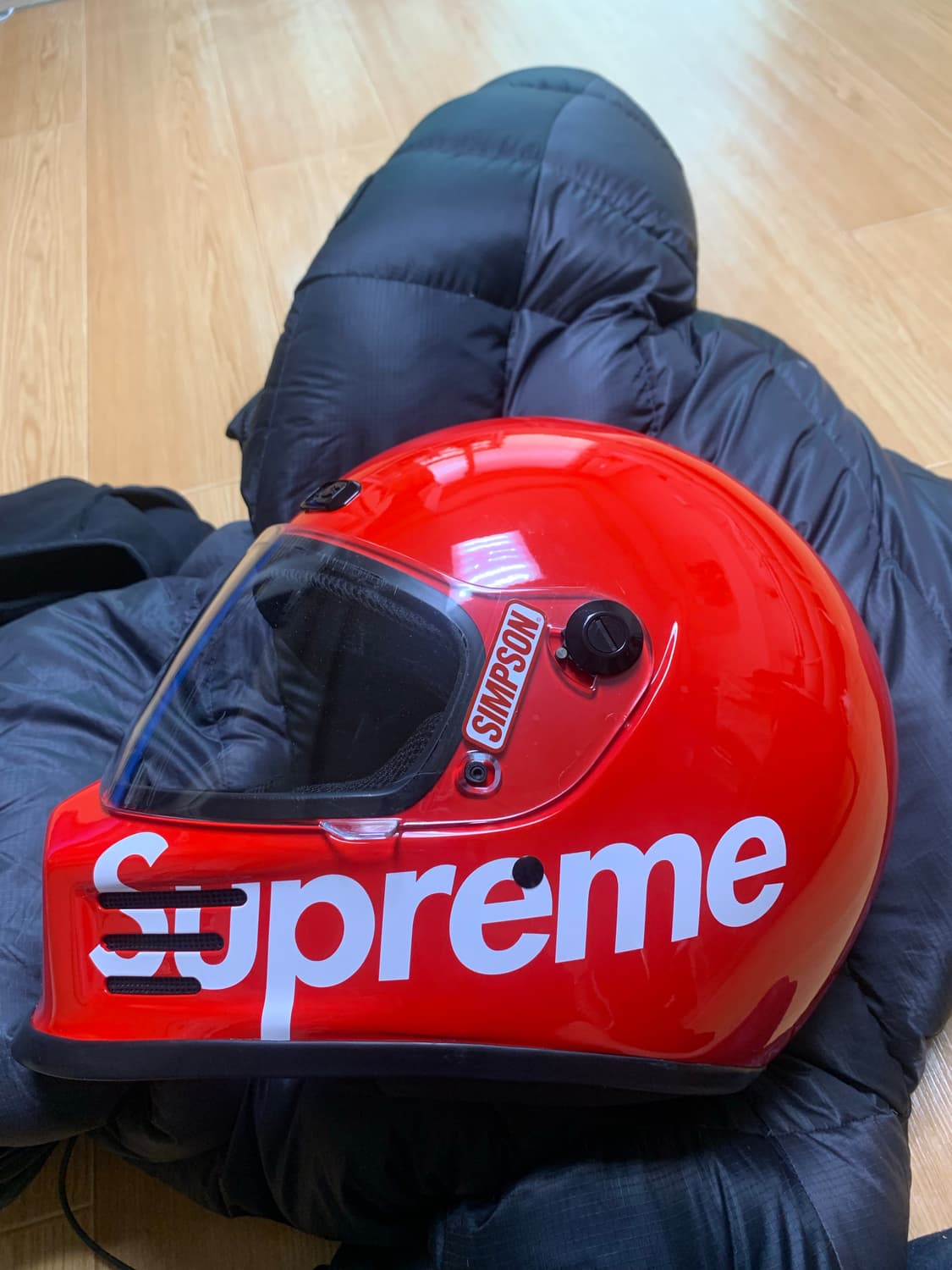 심슨 슈프림 헬멧 m  상품이미지3