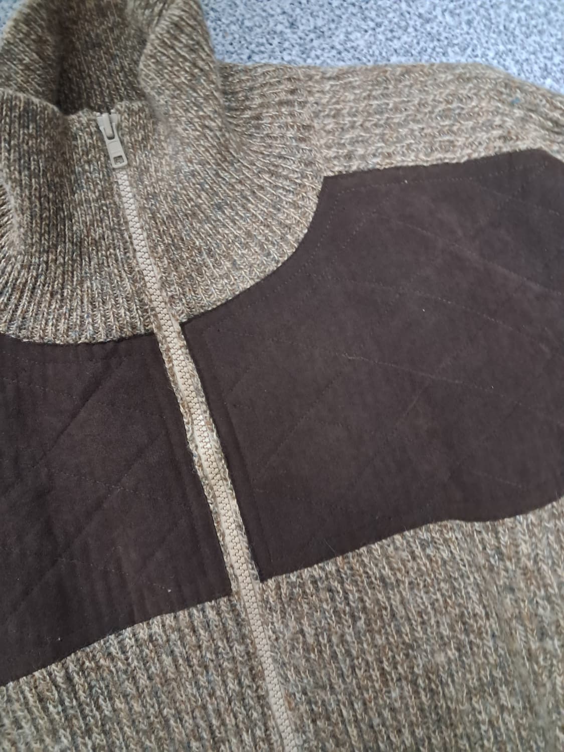 할리오브 스코트랜드 니트집업 상품이미지3