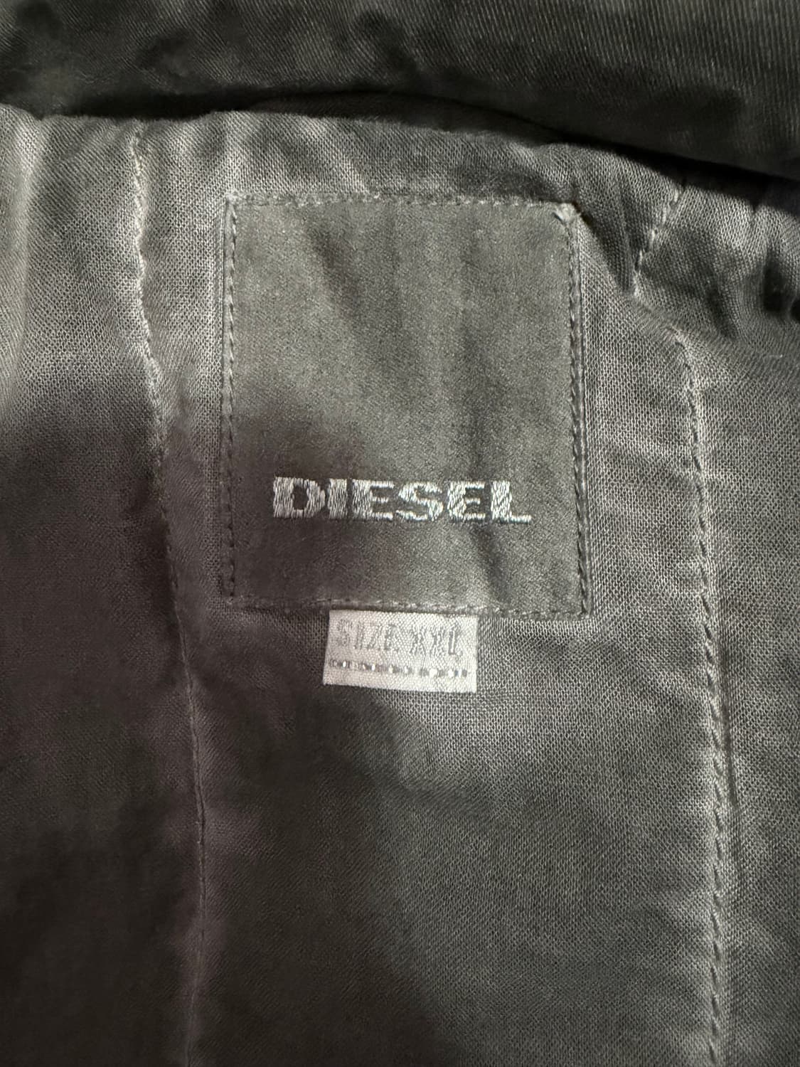 디젤 딥 그레이 숄더 로고 워싱 코튼 바이커 자켓 상품이미지4