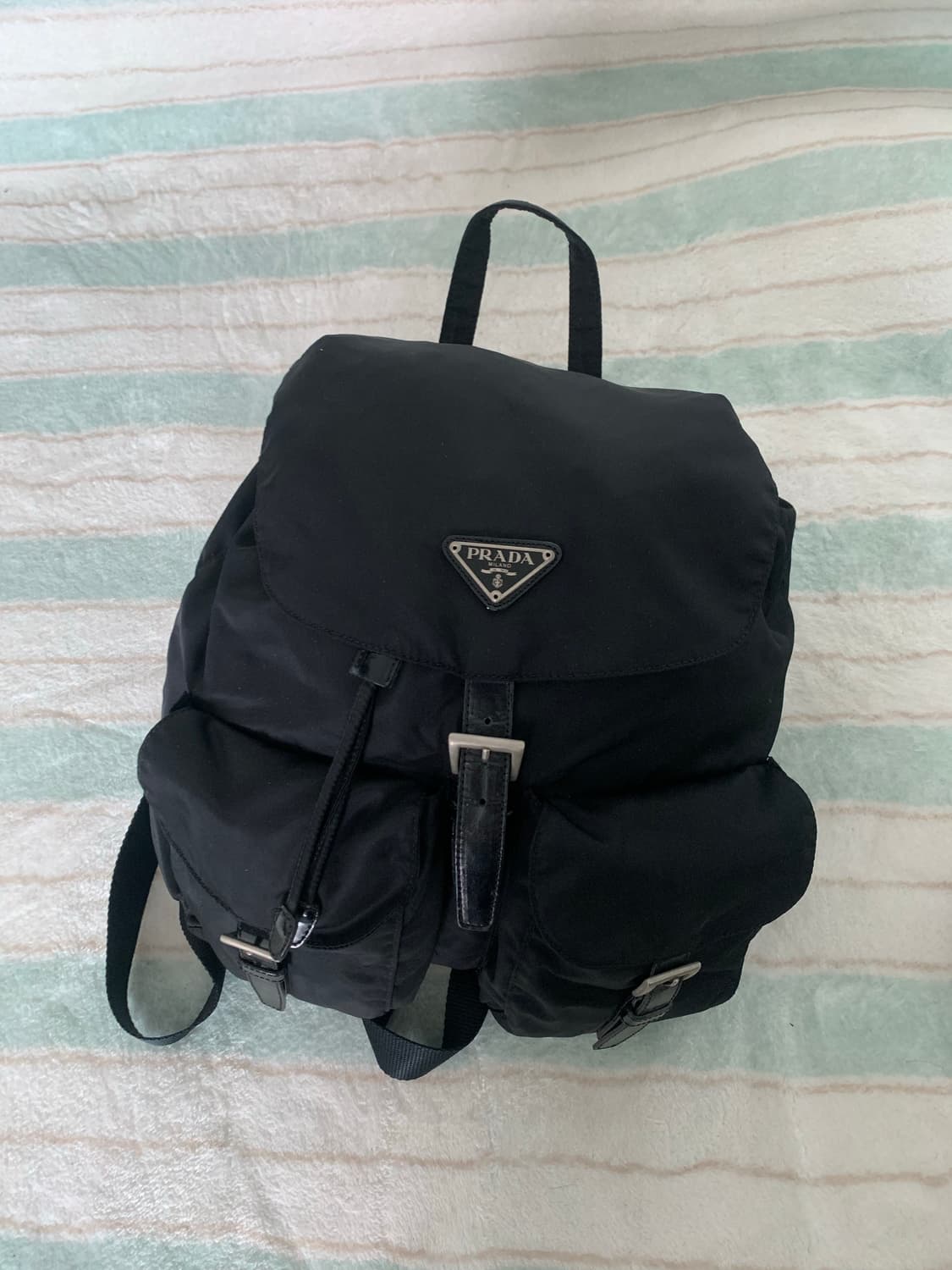 프라다 백팩 미듐 정품 상품이미지1