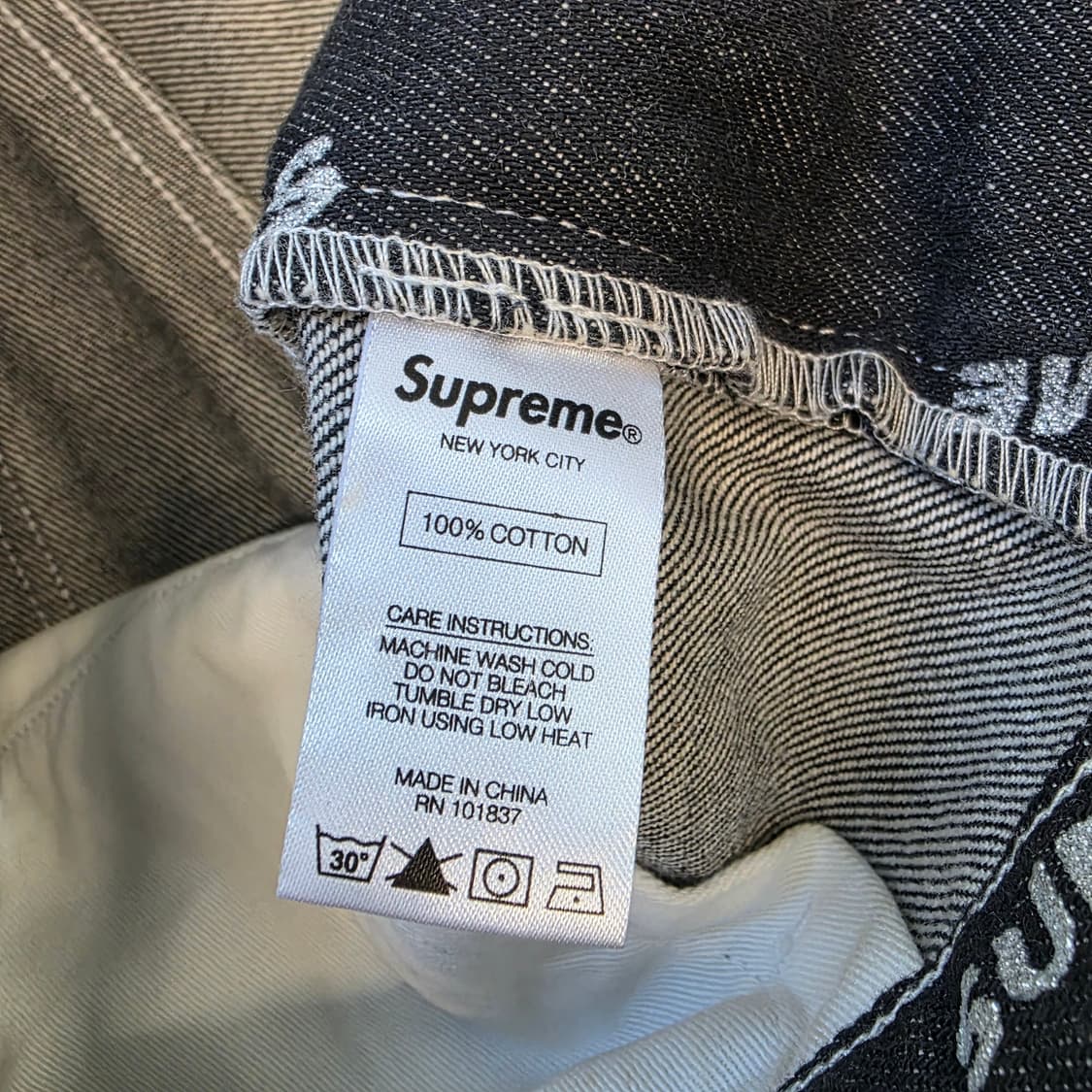 [30]슈프림 멀티로고 데님 페인터 쇼츠 상품이미지3