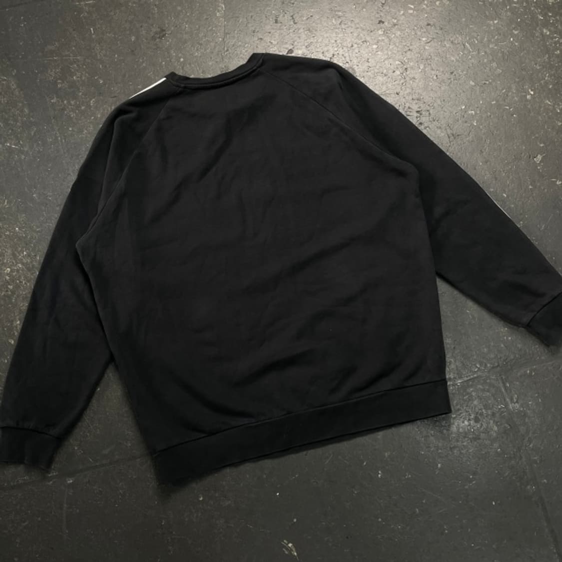 105 아디다스 맨투맨  상품이미지5