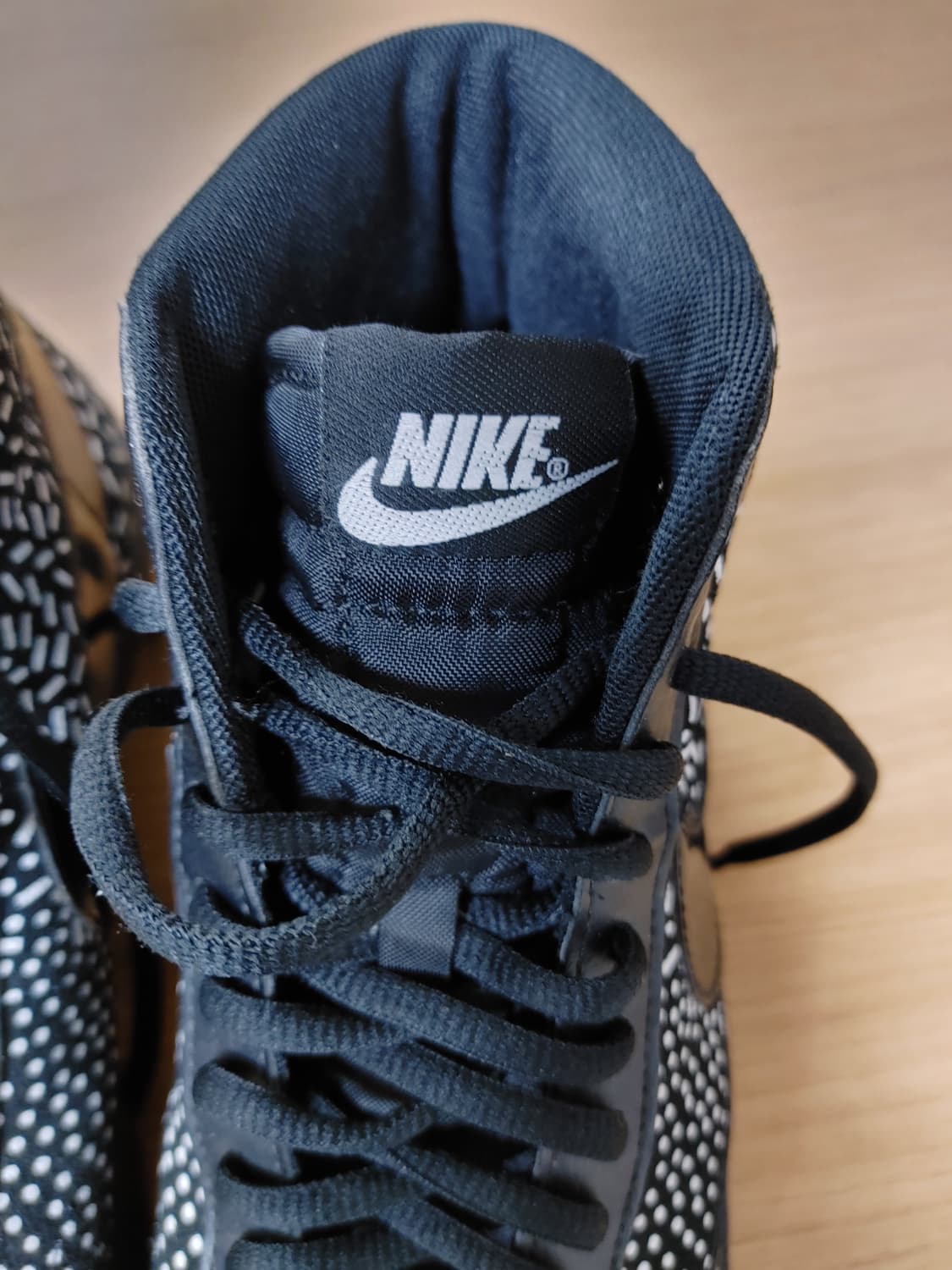 NIKE  나이키 여성 멀티패턴 하이탑 스니커즈 상품이미지4