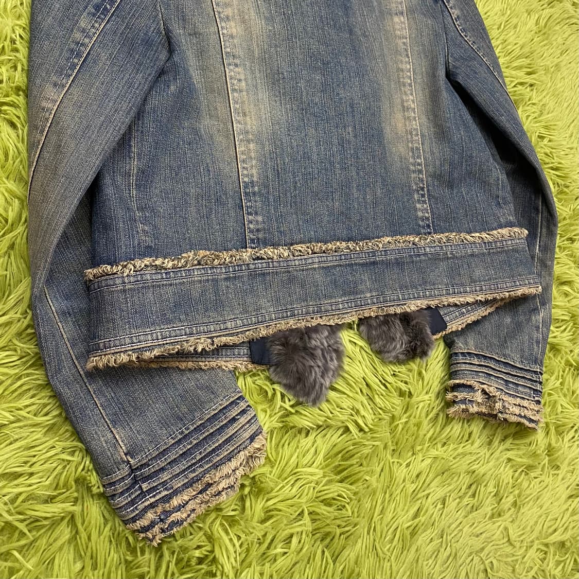 TO BE CHIC 렉서스 래빗 퍼 트리밍 컷 오프 데님 자켓 상품이미지7