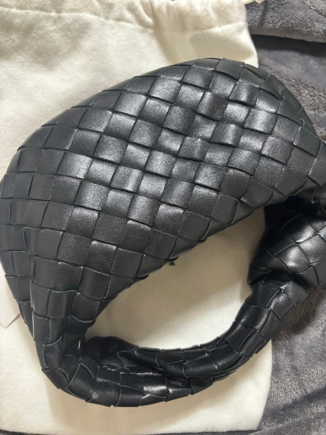 보테가베네타 조디백 미니 블랙 은장 상품이미지4