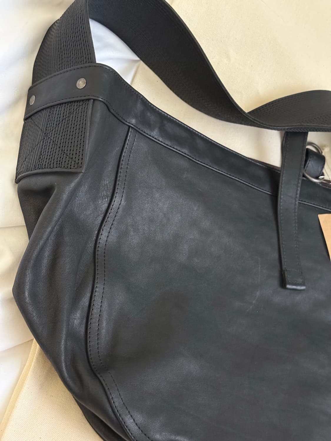 타이가 타카하시 뉴스보이백 말가죽 상품이미지3