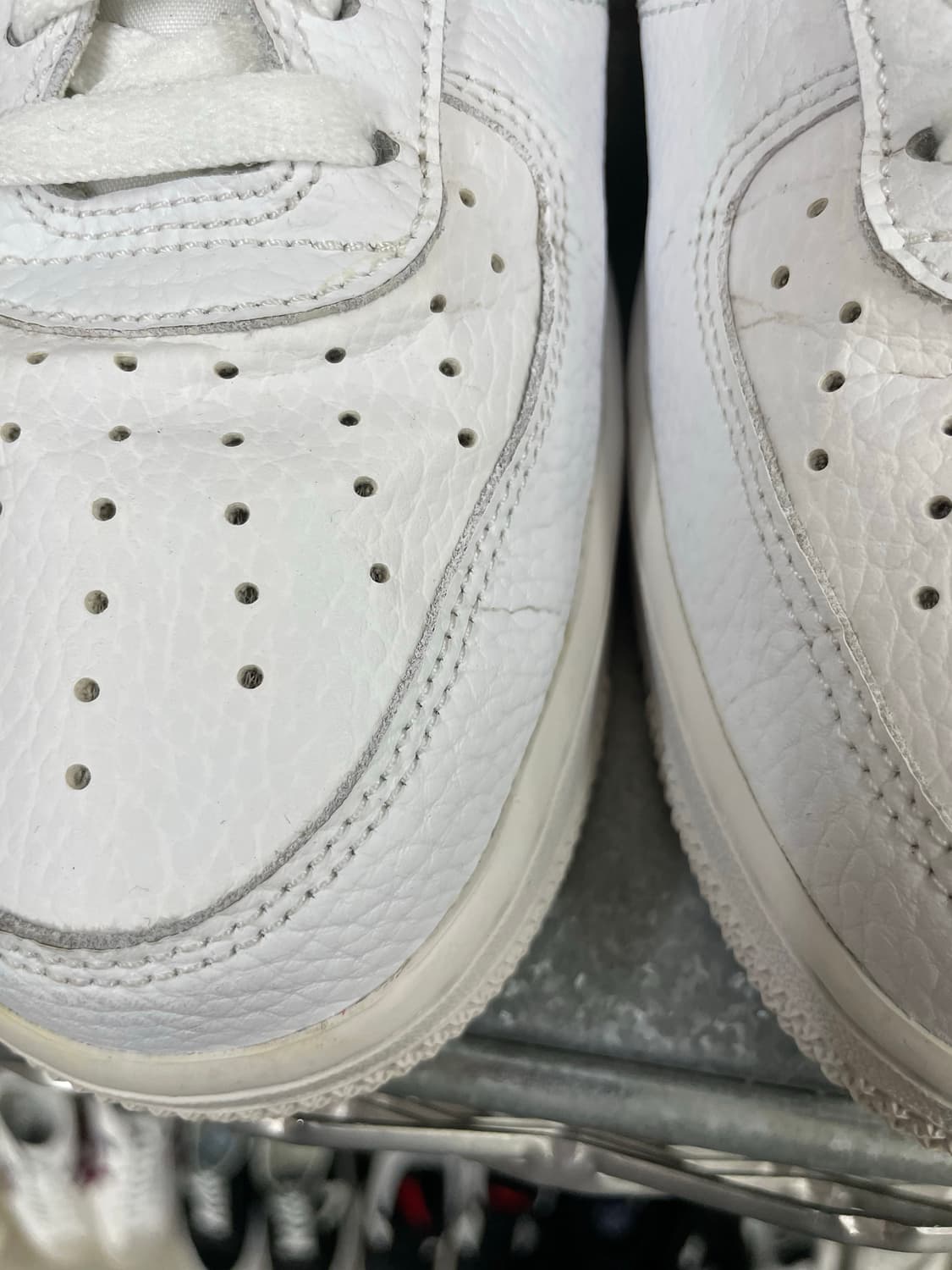 나이키 에어포스 1 화이트 블랙 260 상품이미지8