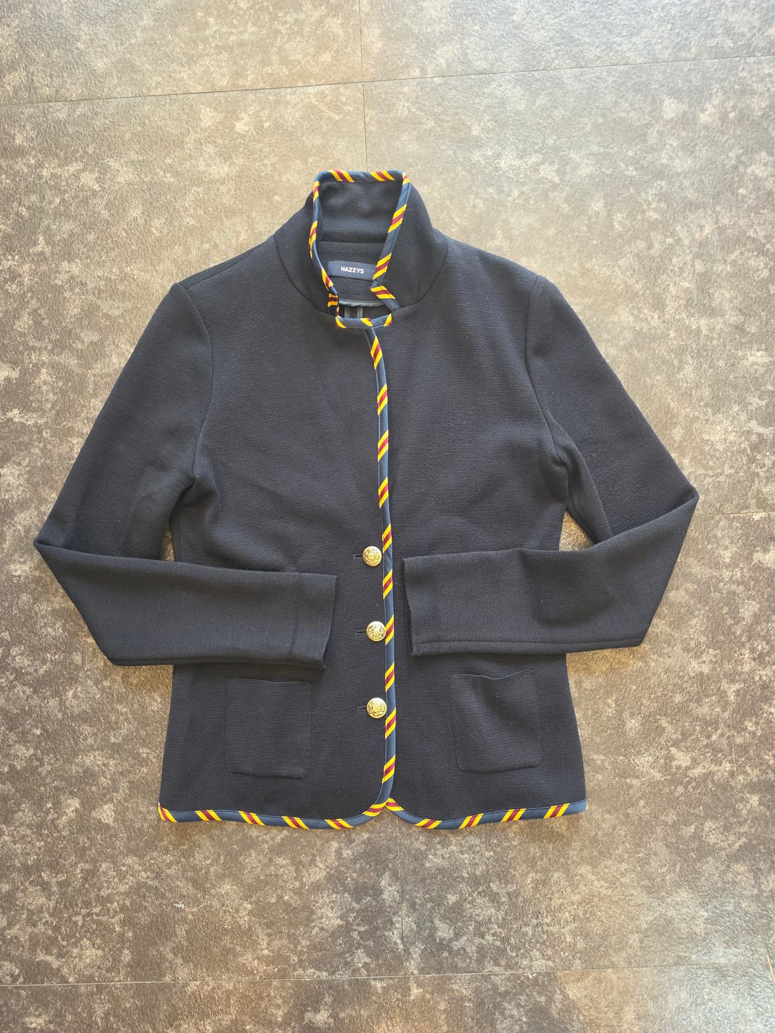 #헤지스(HAZZYS)의 네이비 컬러 카라 가디건 상품이미지1