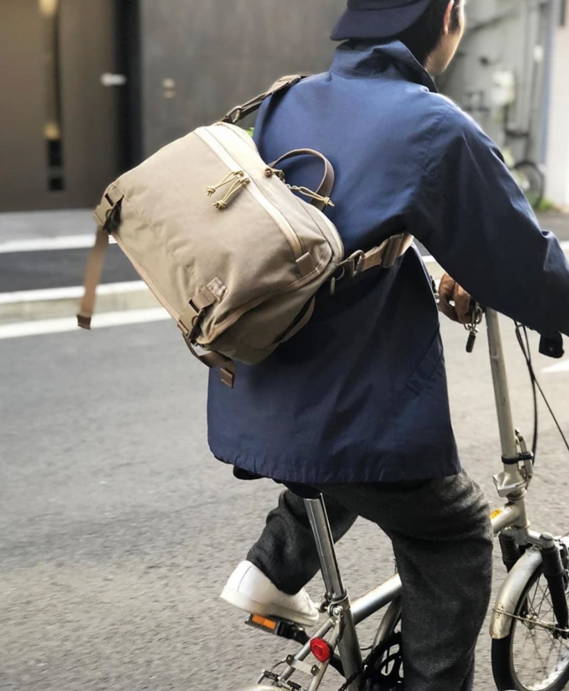 요시다포터 크랭커즈 숄더백 라지 상품이미지1