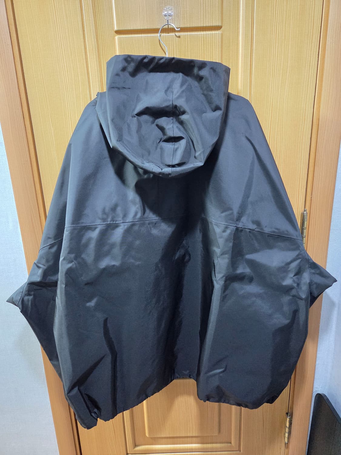 YEEZY GAP T CUT PARKA 상품이미지3