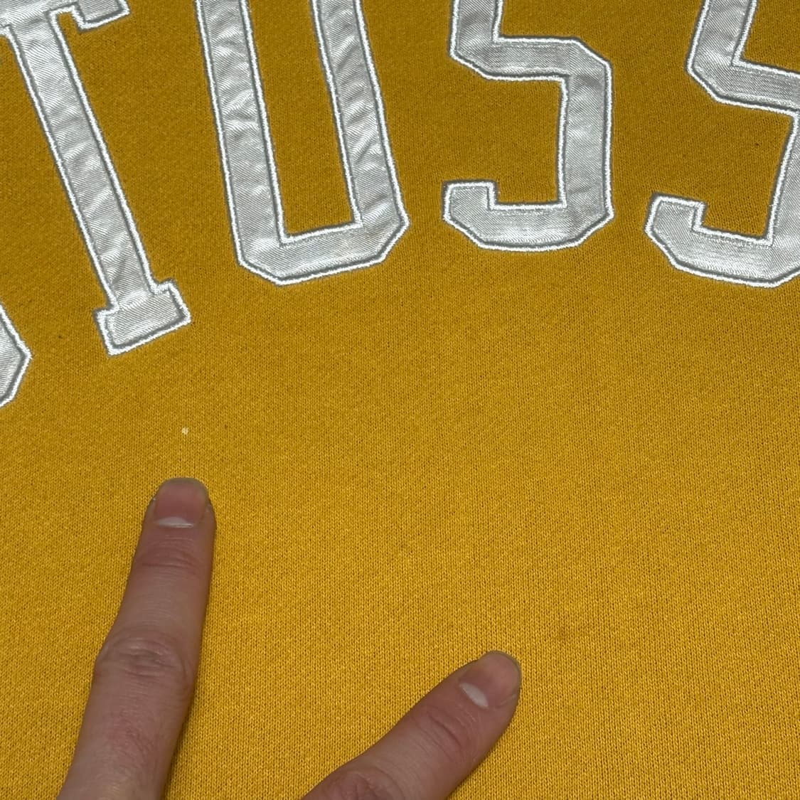 M 스투시 빅로고 머스타드 맨투맨 상품이미지6