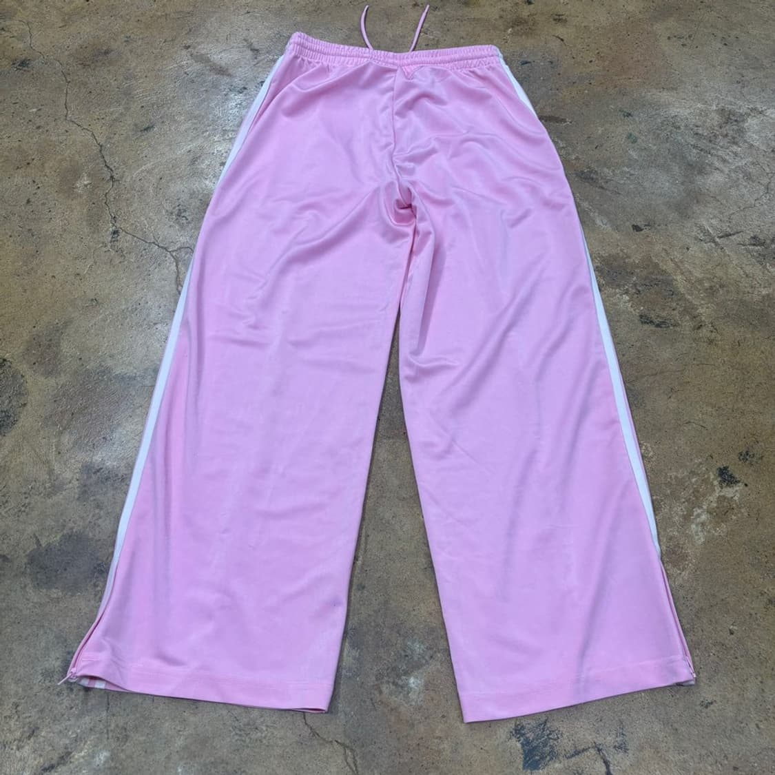 [정품/M]  아디다스 딸기우유 핑크 삼선 트랙 팬츠 상품이미지3